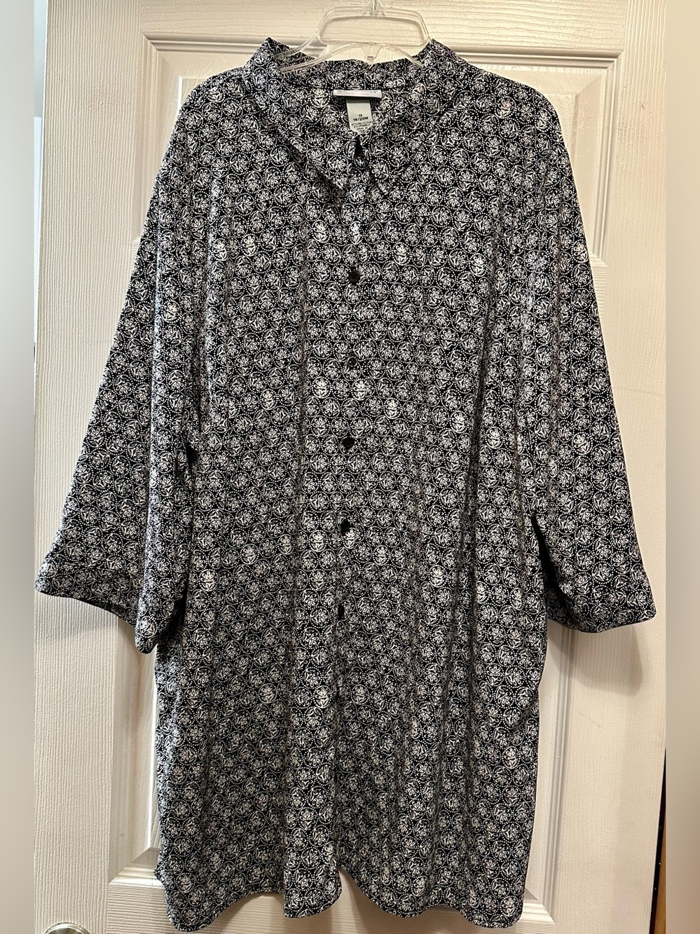 Catherines Black and White Geometric Print Button-Down Shirt